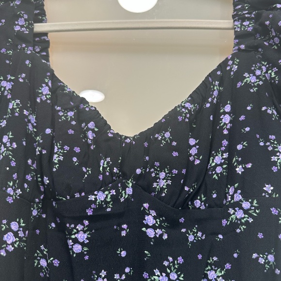 Bershka black floral dress - Picture 4 of 6